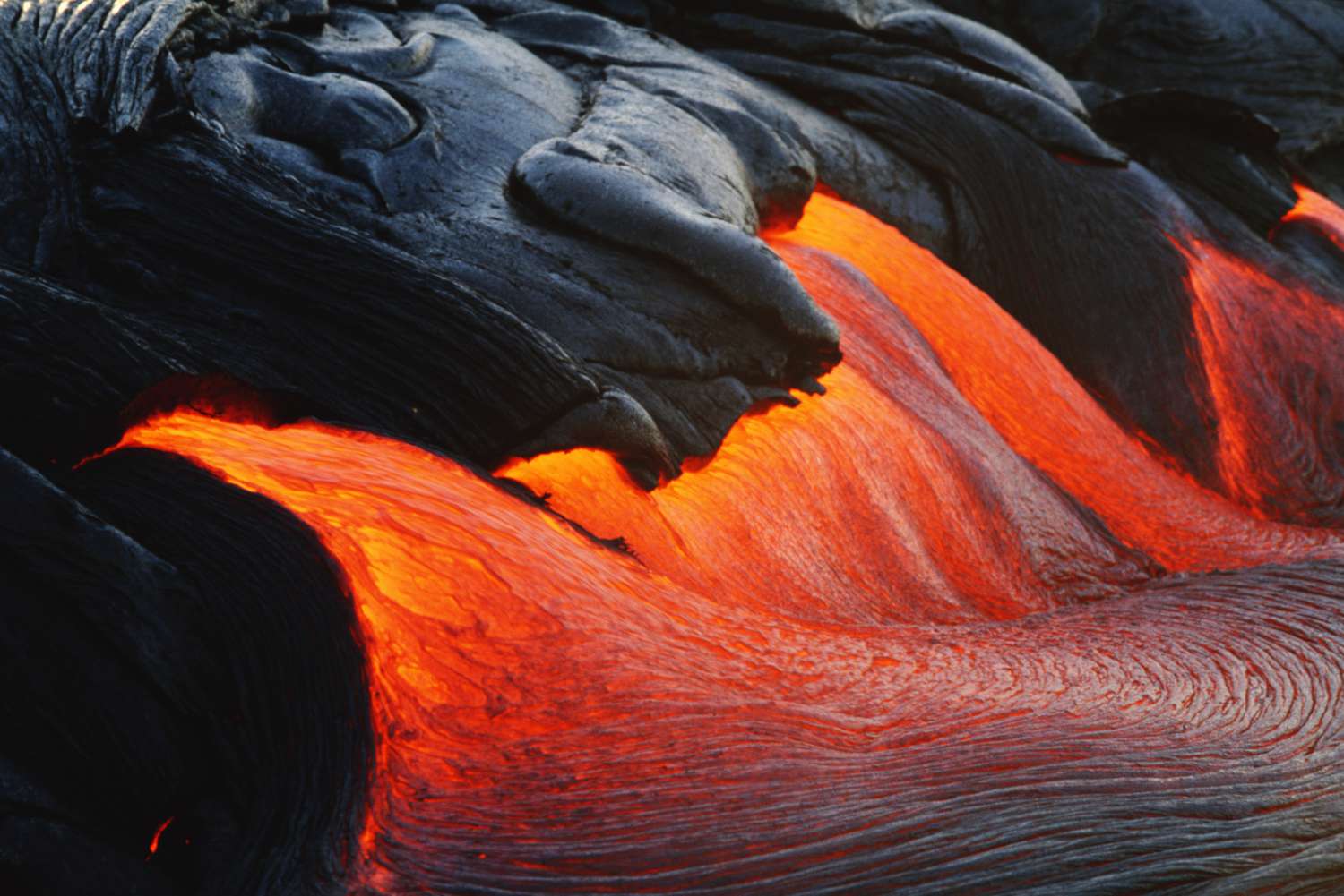 8 Areas The place You Can (Safely) Watch Lava Transfer