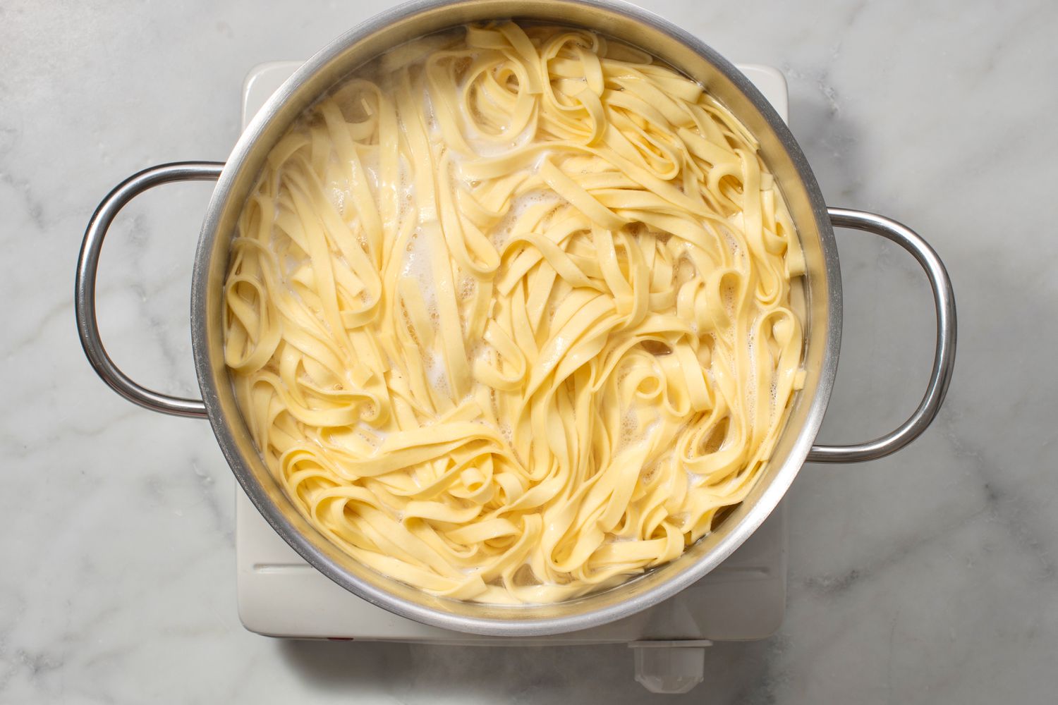 How Loads Salt to Add to Pasta Water
